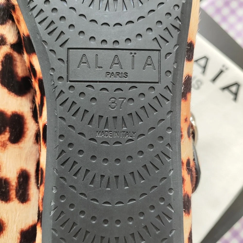Alaia Leopard-Print Mary Jane Flats in Brown and Black